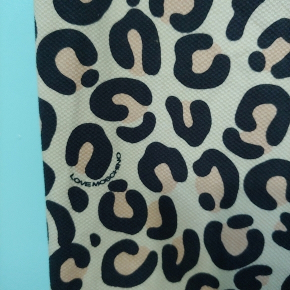 LOVE Moschino Leopard Print Pants, size 6 - Picture 4 of 15